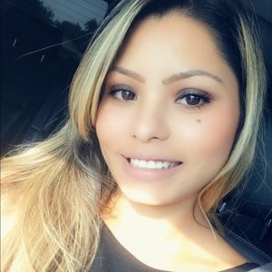 Meet your Posher, Isamar